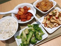 -老乡鸡(上海五角场万达广场店)