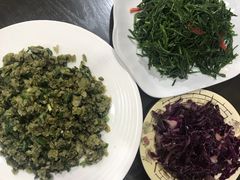 炒榆钱-壹阁胡羊焖饼(特色小吃街店)