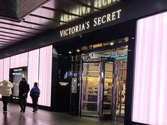 -Victoria's Secret(杭州湖滨银泰in77店)