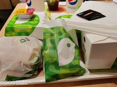 -德克士(虹桥火车站店)