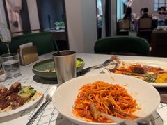 -静香HOUSE·全时段融合餐厅(七星欢乐颂店)