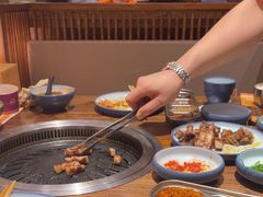 -明洞阿姨·韩式酱蟹烤肉·创意料理(三元桥店)