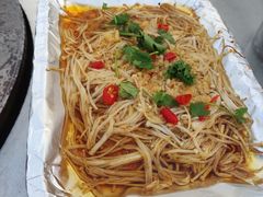 蒜蓉金针菇-老安火盆烤肉(金寨路店)