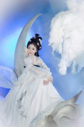 -九月鹰飞汉服摄影工作室