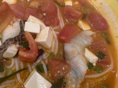 -粉小主·贵州酸汤牛肉粉(南京仙林金鹰店)