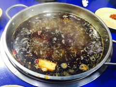 -马路边边·成都串串(翠柏路店)