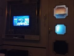 -豪港K歌沐足(公正路店)