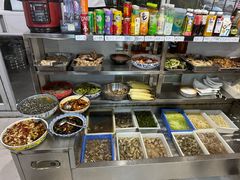 -超越海鲜屋(飞龙物业店)