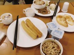-全季酒店(重庆李子坝牛角沱地铁站店)