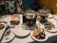 -领鲜活海鲜榴莲自助火锅(东门店)