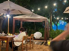 -三亚艾迪逊酒店·海滩烧烤 BARBACOA·现场乐队·浪漫晚餐·烧烤海鲜