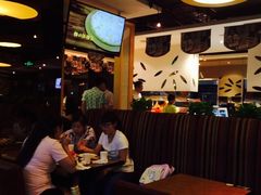 等位区-比格比萨自助(新辰里学清路店)