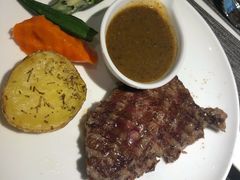 -斗牛士牛排餐厅(嘉里汇店)