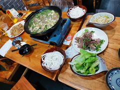 -遵义虾子卢四羊肉粉(大沽路店)