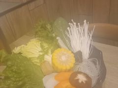 -呷哺呷哺(新世界百货望京店)