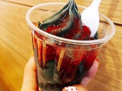 椰奶巧克力新地冰淇淋-麦当劳(鼓楼店)