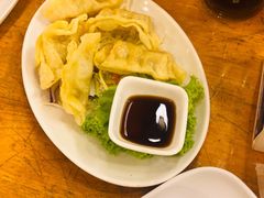 -J Daeng Seafood