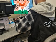 -企鹅照相馆(岗顶天娱店)