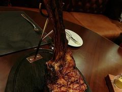 -恰餐厅及酒吧 CHAR Bar & Grill (北京丽都皇冠假日店)