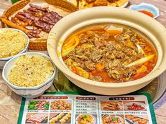 -腩得欢喜·牛腩煲火锅(万庭大厦店)