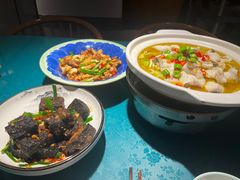 -呷湘厨·鱼汤捞饭·剁椒鱼头·辣椒炒肉(国家会展中心店)