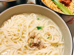 -亮亮面馆(经六路店)