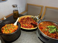 -万重锦·人文川菜馆(骡马市店)