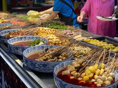 -八一路好吃街(雨田商务大厦店)