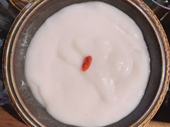 -老牌坊云南鱼豆花火锅(哈西万达店)