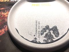 餐具摆设-吞鱼兽麻辣烤鱼(万达店)