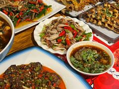-李双猪·小龙虾·烧烤·羊肉煲(乐山店)