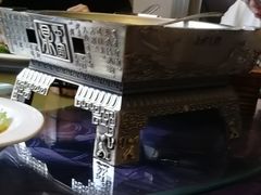 -河畔春天时尚餐厅