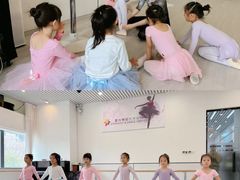 -星光舞蹈艺术中心