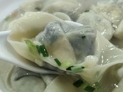 -珊珊小笼馆(仙霞路店)