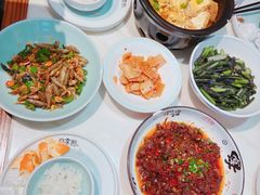 -洞庭土菜小炒馆(易发广场店)
