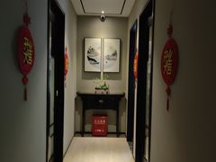 -小邓专业采耳馆(延安西路店)