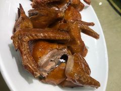脆皮乳鸽-金时代顺风大酒店(协泰店)