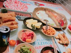 -辣莊重庆老火锅(滕州店)