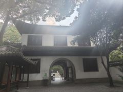 -汇龙潭