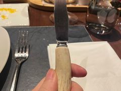 -恰餐厅及酒吧 CHAR Bar & Grill (北京丽都皇冠假日店)