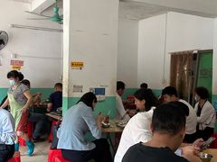 -灵山卢梅燕粉店