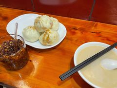 奥尔良鸡腿包-老陶包子铺(南大西南村店)