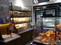 面包甜点陈列柜-幸福西饼面包茶饮(车公庙店)