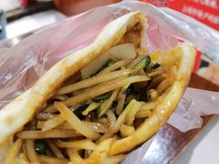 夹土豆丝-刘氏方酥锅盔(古城总店)