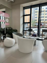 -Z.X HAIR SALON张新美业