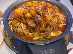 -徐记小怪兽肉蟹煲(中央大街店)