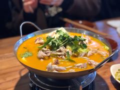 小米椒爱上蛙-先启半步颠小酒馆(白麓里店)