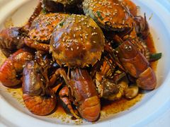 -肥肥虾庄·金牌油焖大虾(汉街SKP店)