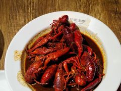 -叶派龙虾•招牌香辣蟹·海鲜(中海国际店)