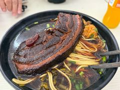 -小龙大肉面馆